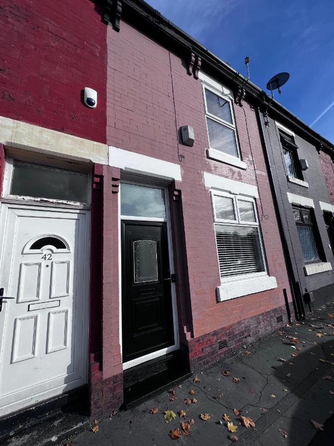 House In Manchester Exterior foto
